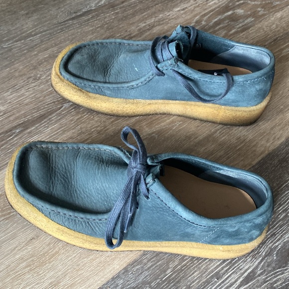 Men’s size 9 Clark’s original wallabee chukka in Teal - Picture 4 of 17